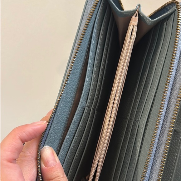 Large Blue Wallet - Picture 3 of 6